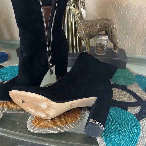 MK Boots - Picture 4 of 4